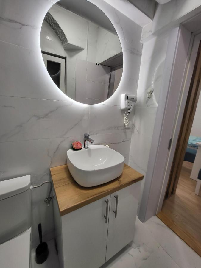 Harmony Suites Sajmiste Kültér fotó