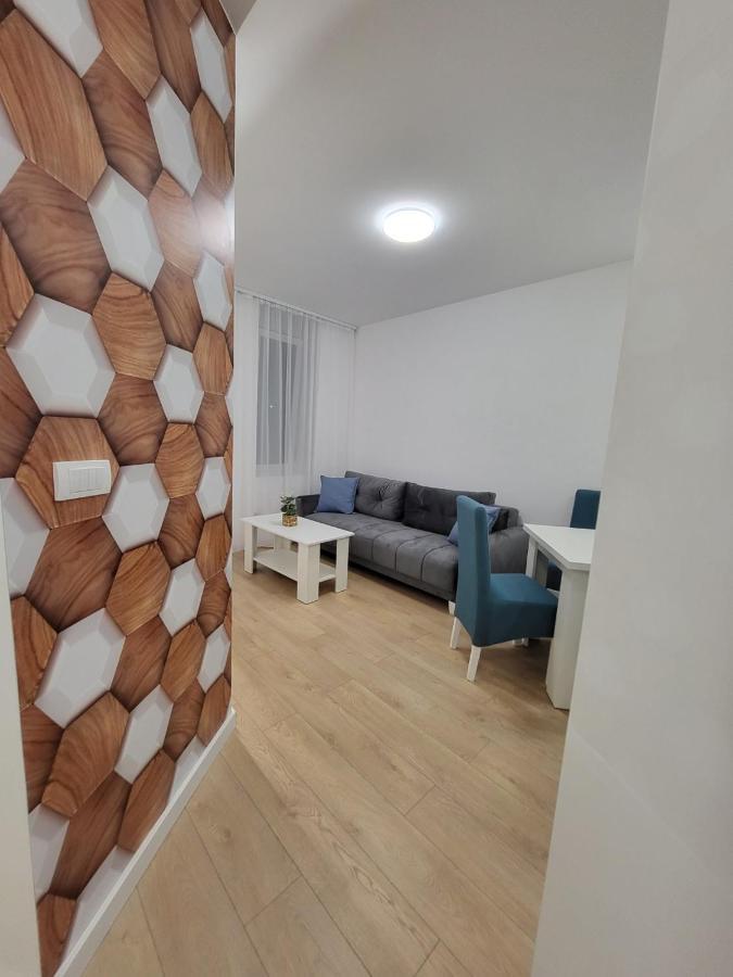 Harmony Suites Sajmiste Kültér fotó